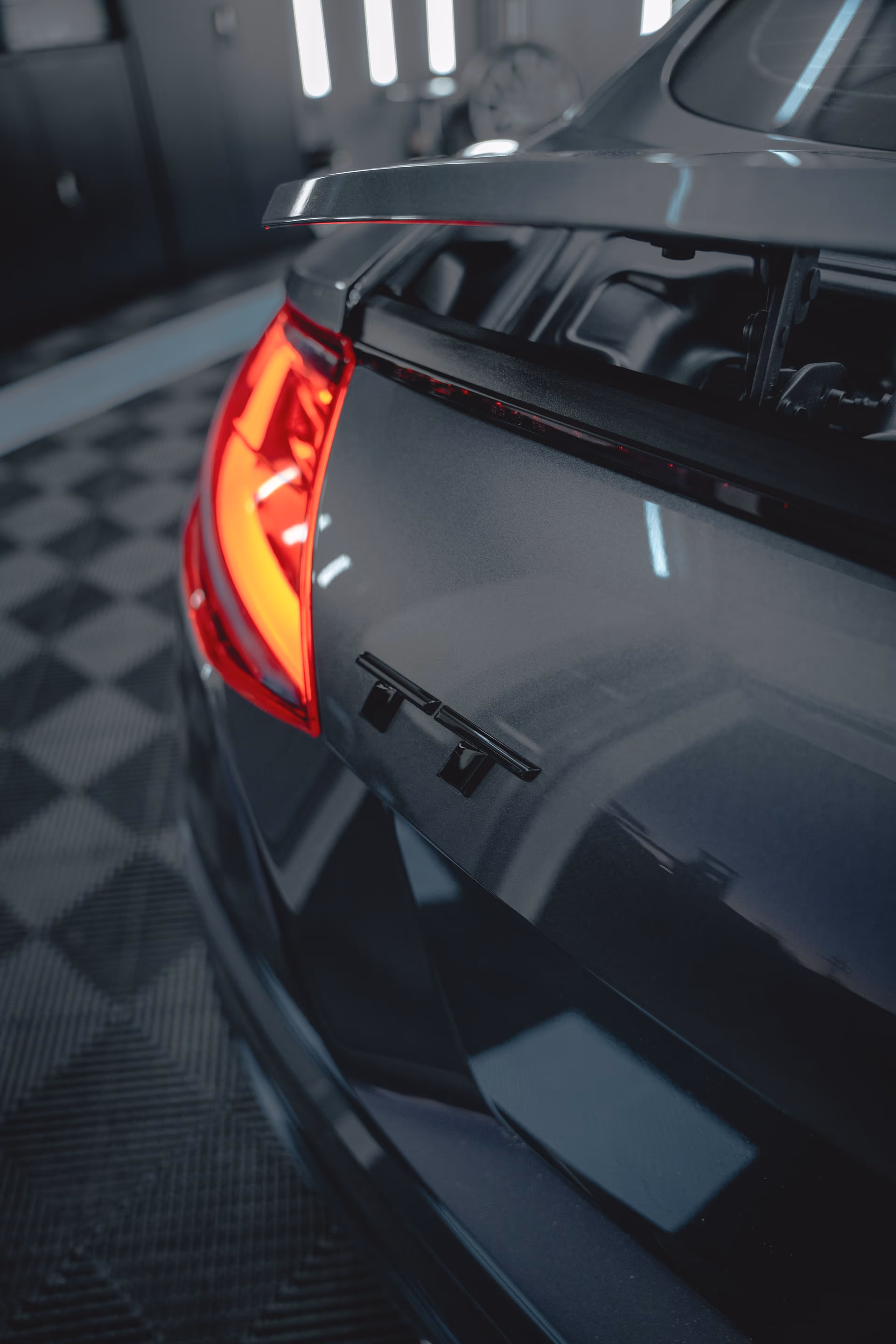 Audi TT Heckdetail mit Rückleuchte nach Lackaufbereitung